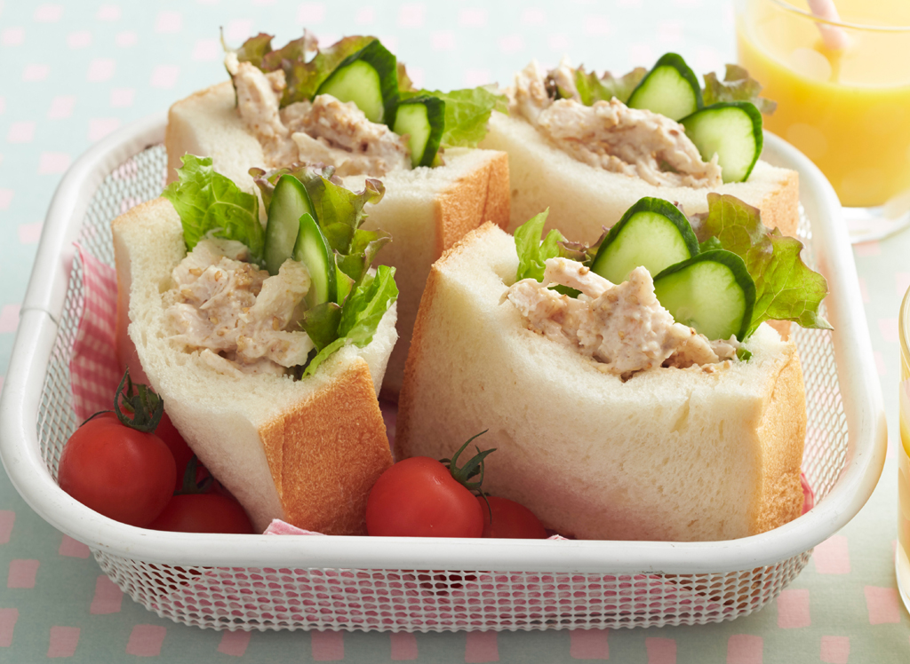 ポットベリーチキンサラダサンドイッチのレシピ